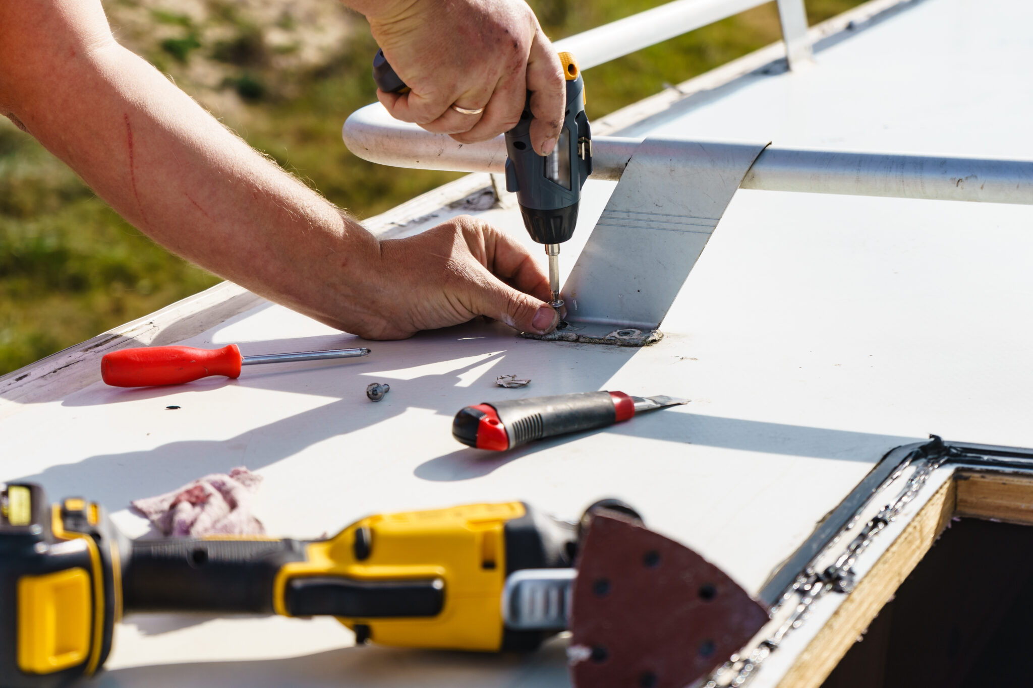 RV roof repair services